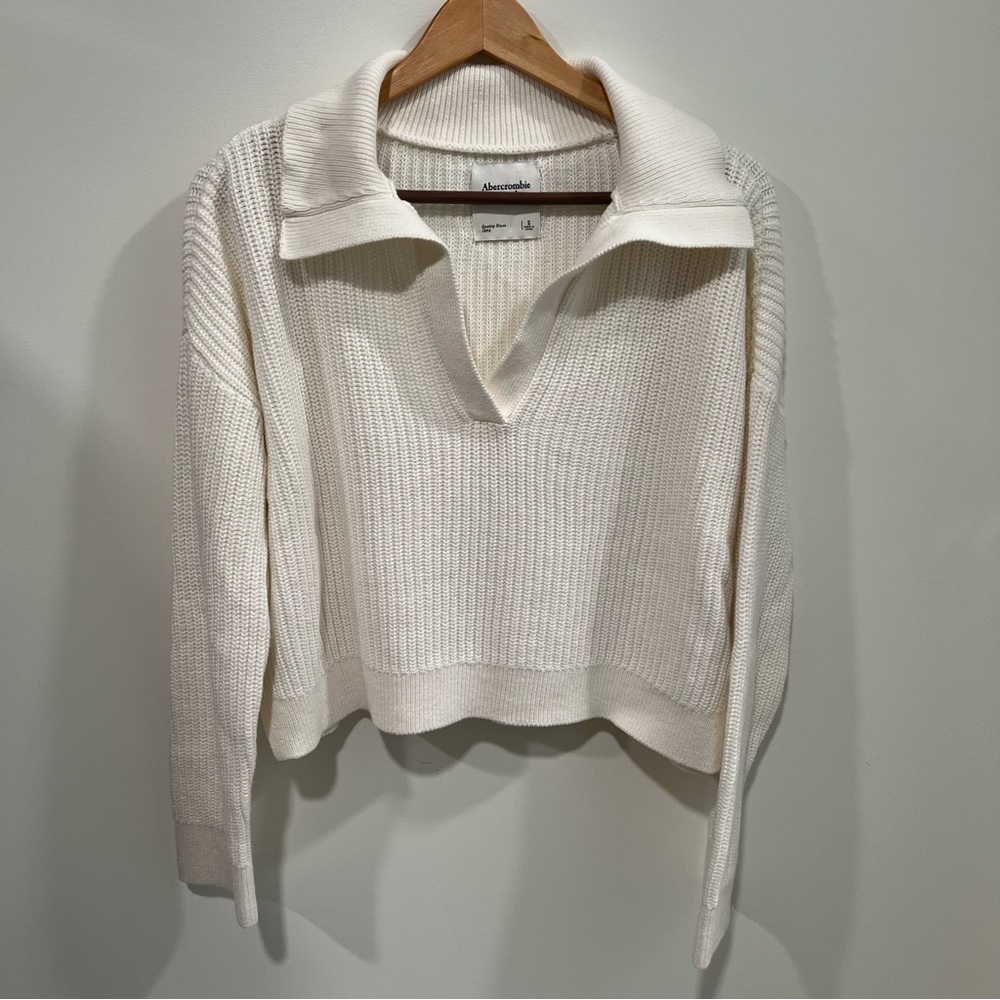 Abercrombie preppy notch neck polo sweater
